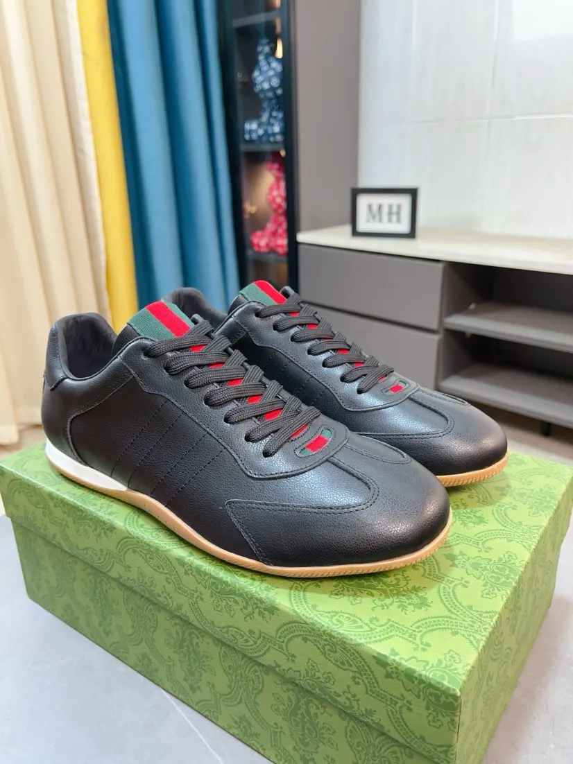 Men's shoes 💰458🌹🌹[GUCCI] Gucci's new lace-up casual men's shoes are on the market first, and the materials and workmanship are superior to all versions on the market. The highest quality shipped first-layer cowhide with imported original perforated materials➕Genuine leather lining, privately molded soft outsole, high foot comfort, imported special materials highlight the brand's unique charm, high-end customization 38-44